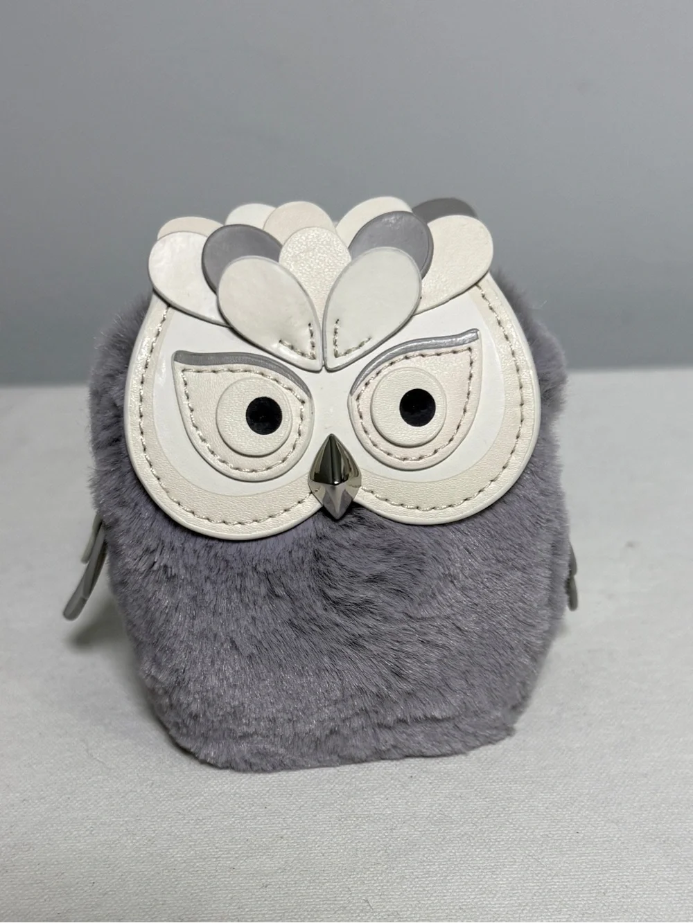 Kate Spade 3D Hoot Owl Coin Purse Keychain Faux Fur Gray White with Dust Bag NWT